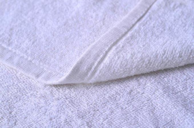 Pequeñas toallas de té de la cocina del hotel blanco disponibles con la tela mezclada algodón
